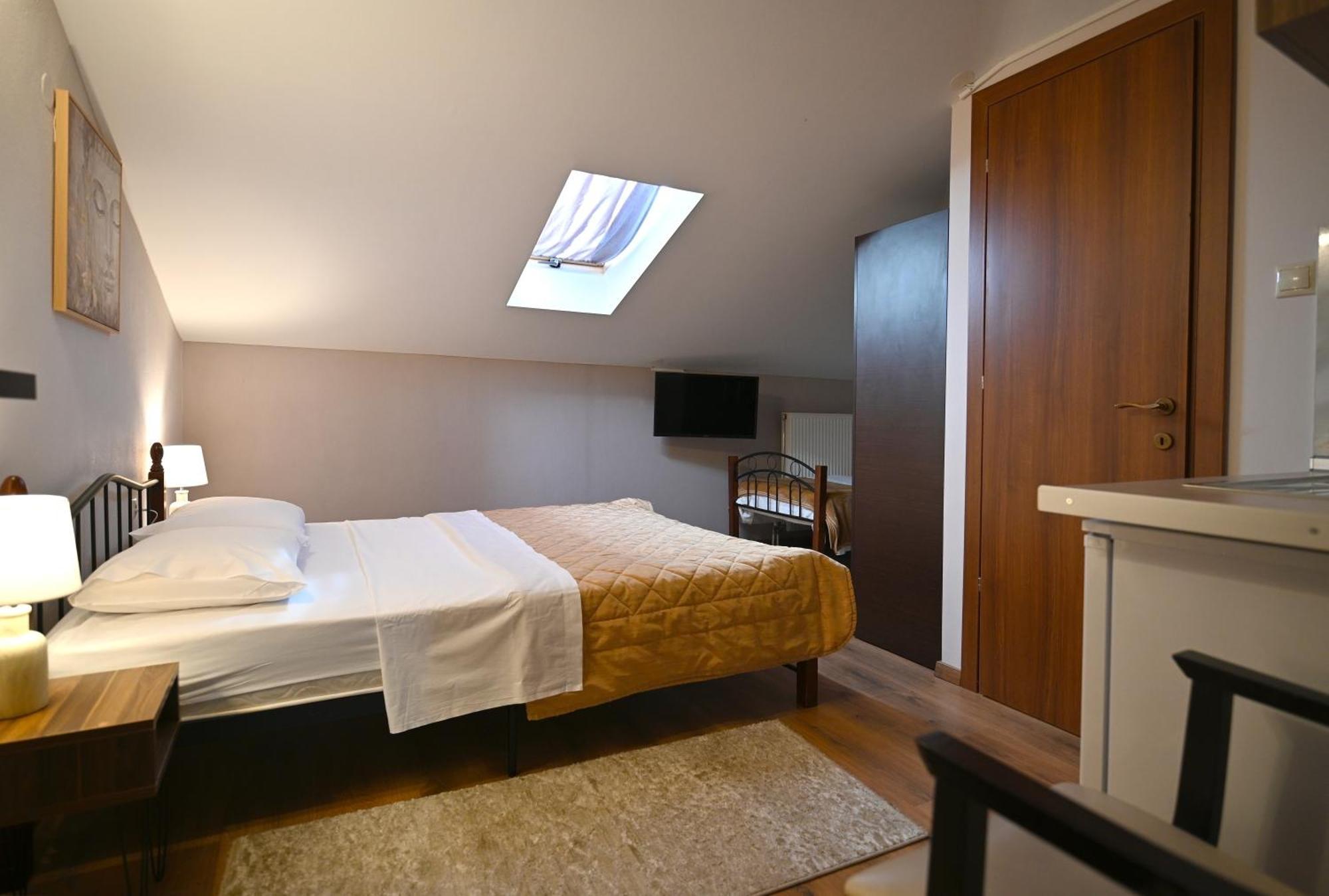 Hotel Agnanti Unique Hospitality Kastoria Exteriör bild